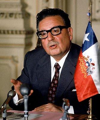 [Allende+presidente[1].JPG]